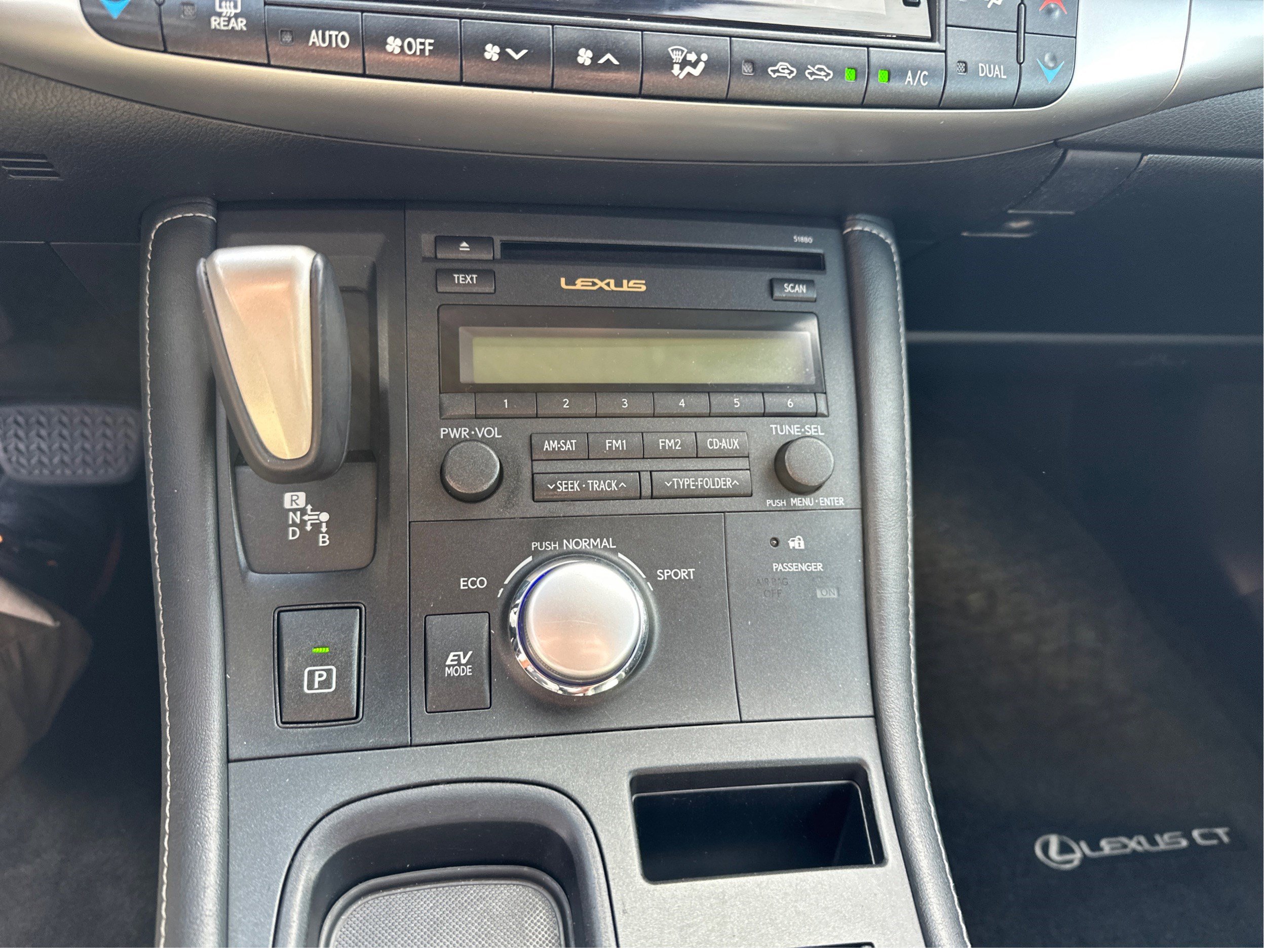 Used 2013 Lexus CT 200h FWD image 14