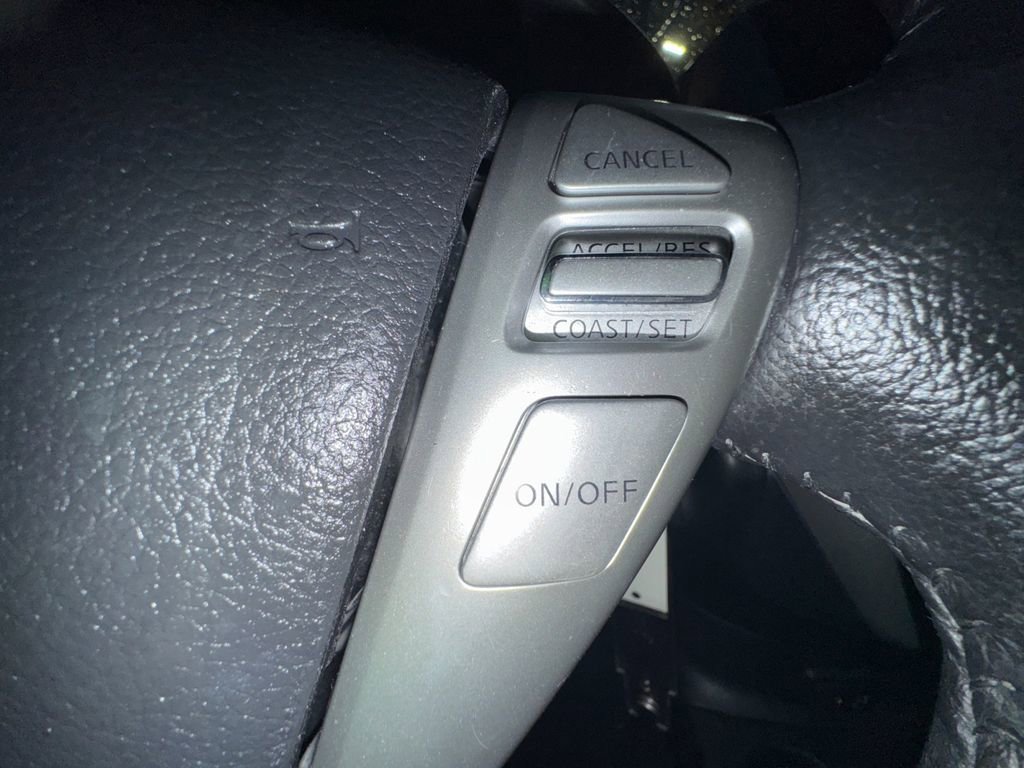 Used 2017 Nissan Versa Note SV image 27