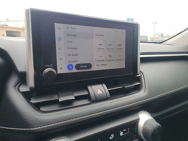 Used 2024 Toyota RAV4 LE AWD/4WD image 33