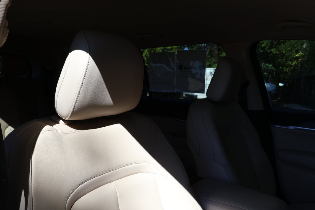 Used 2022 Jeep Grand Cherokee L Limited AWD/4WD image 41