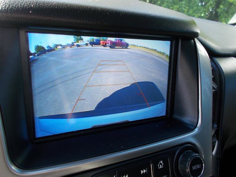 Used 2018 Chevrolet Suburban LT AWD/4WD image 37