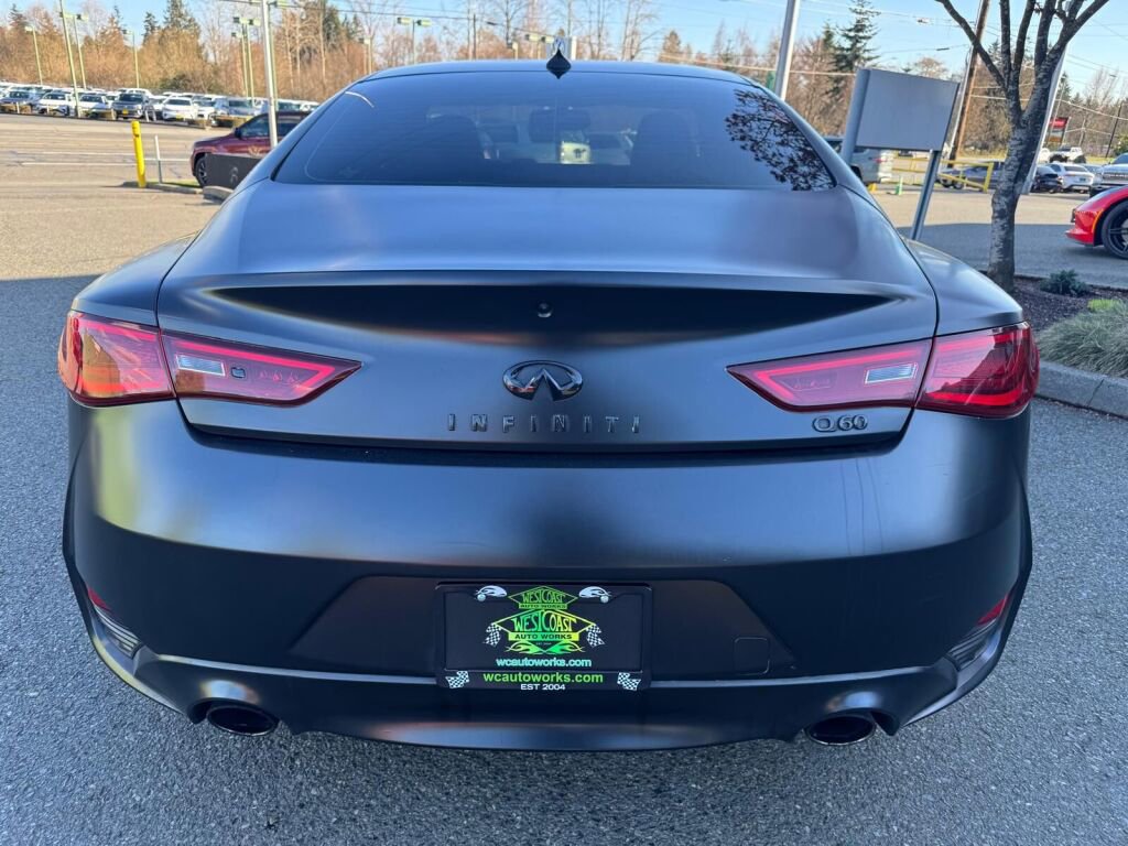 Used 2017 INFINITI Q60 3.0t image 4