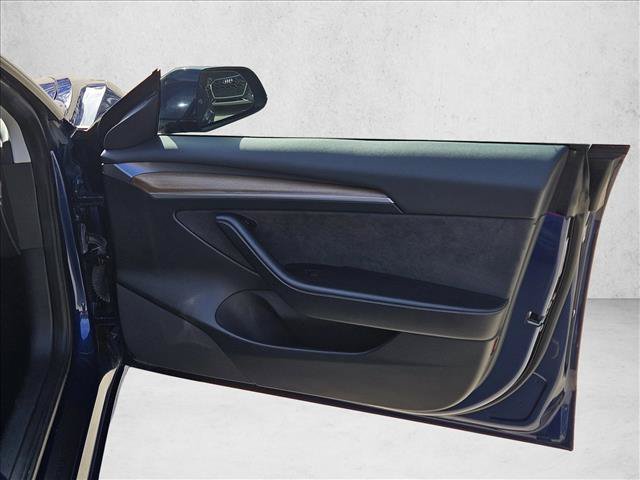 Used 2022 Tesla Model 3 Standard Range RWD image 10