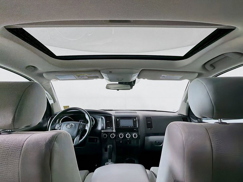 Used 2018 Toyota Sequoia SR5 image 15
