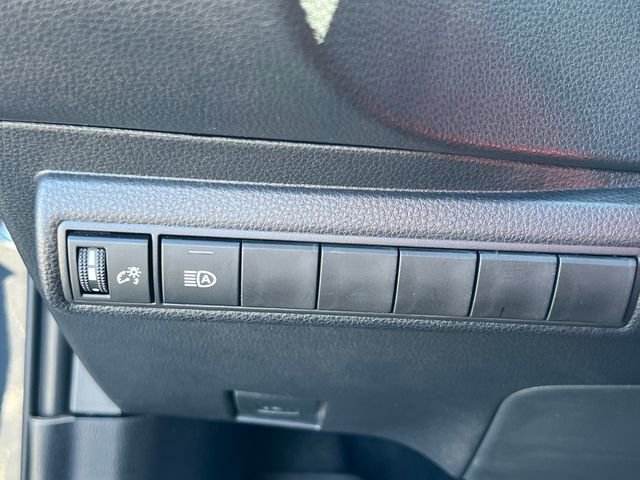 Certified 2025 Toyota Corolla SE FWD image 21