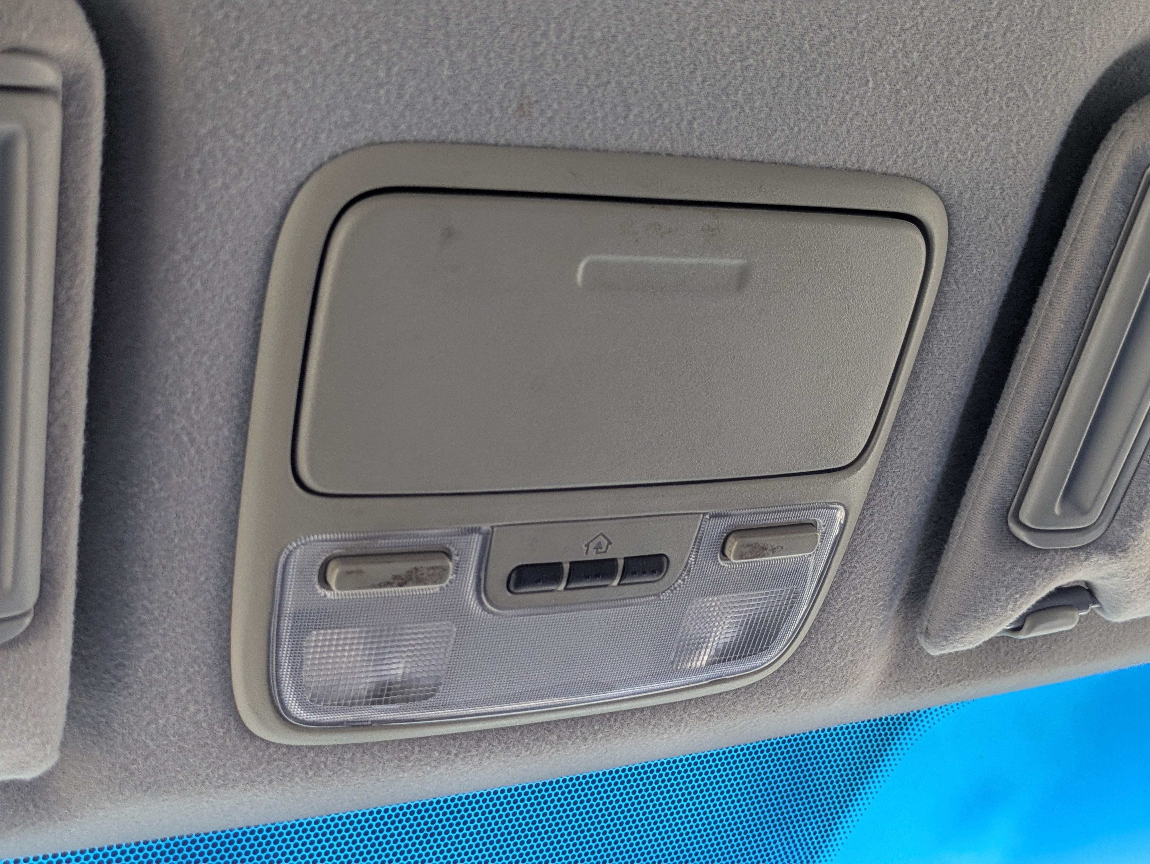 Used 2004 Honda Pilot EX image 31