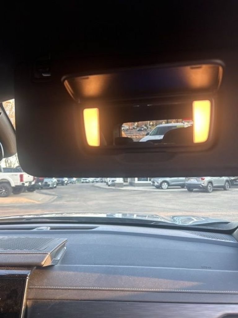 Used 2025 GMC Acadia Elevation AWD/4WD image 38