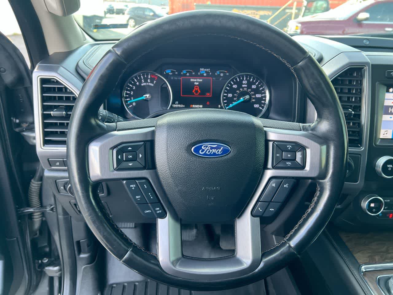 Used 2019 Ford Expedition Max Platinum AWD/4WD image 14