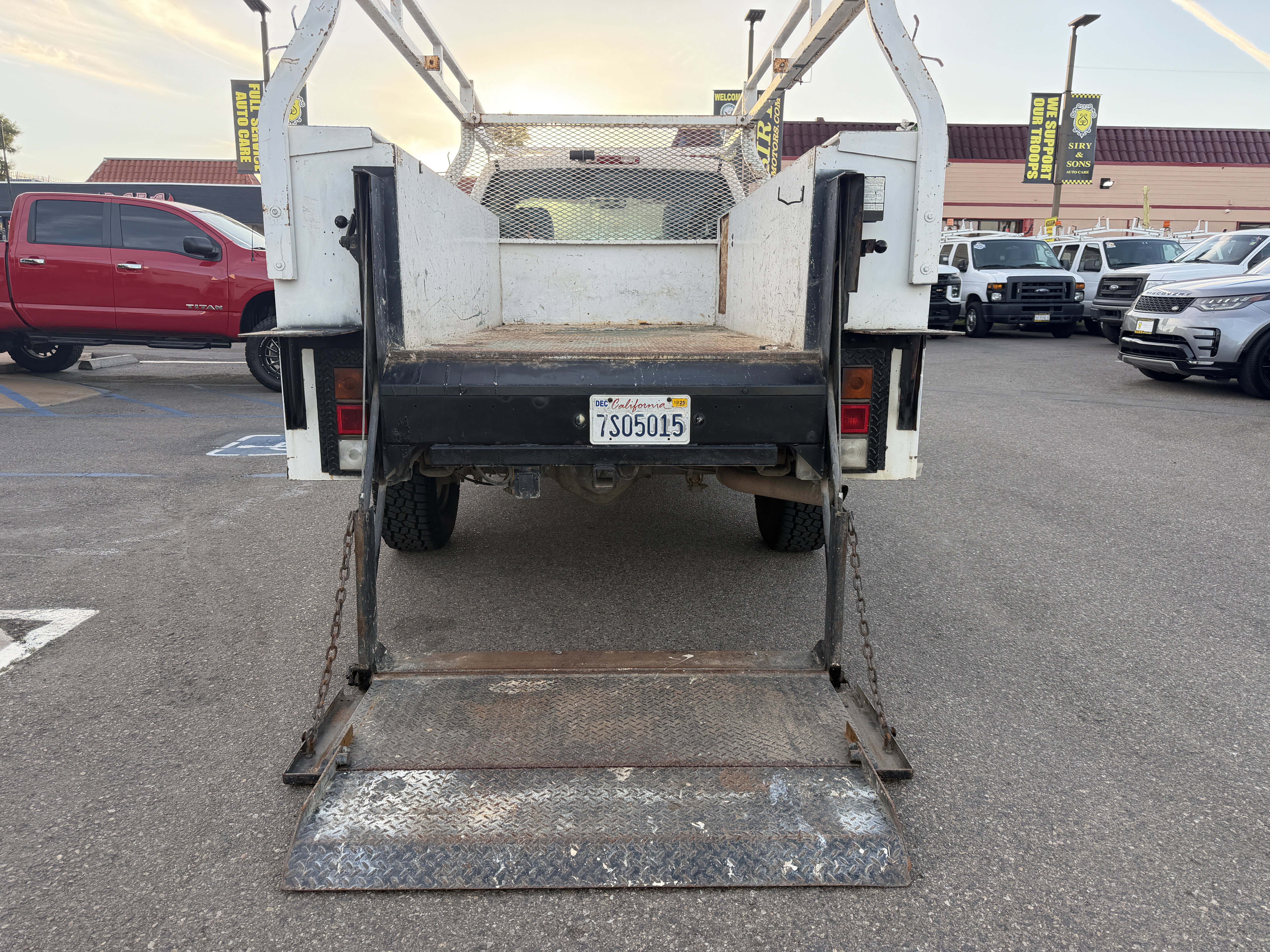Used 2004 Chevrolet Silverado 2500 2WD Regular Cab image 11