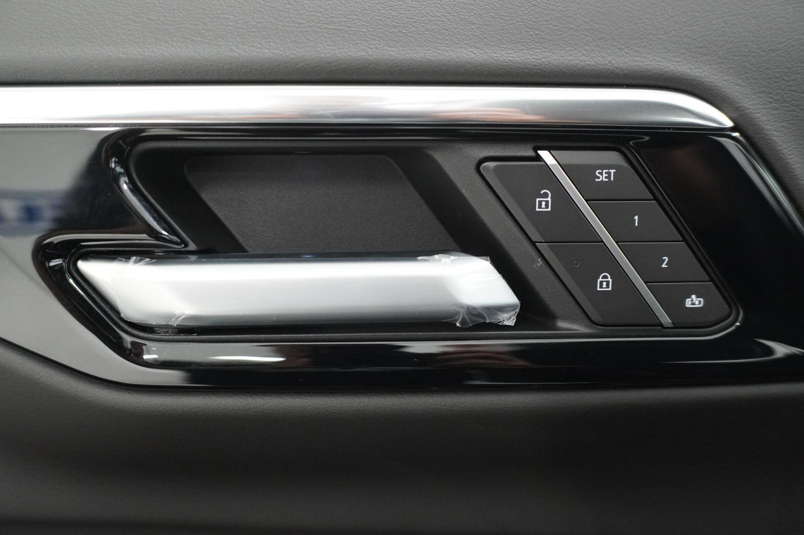 New 2026 Chevrolet Tahoe LT w/ Comfort Package image 17