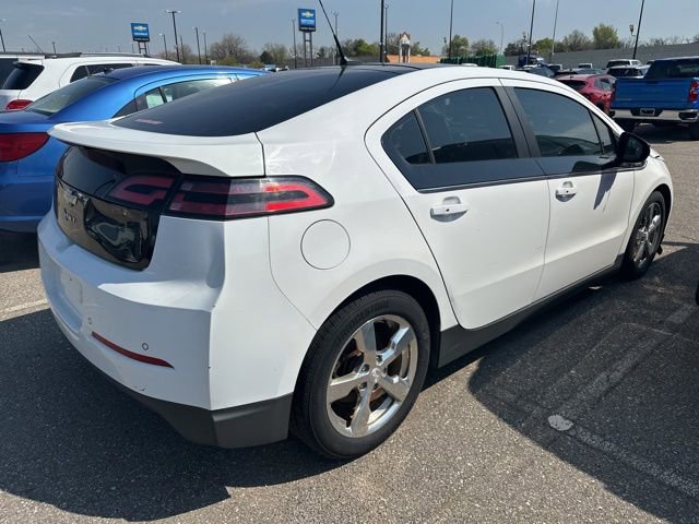 Used 2012 Chevrolet Volt Premium w/ Premium Trim Package FWD image 2