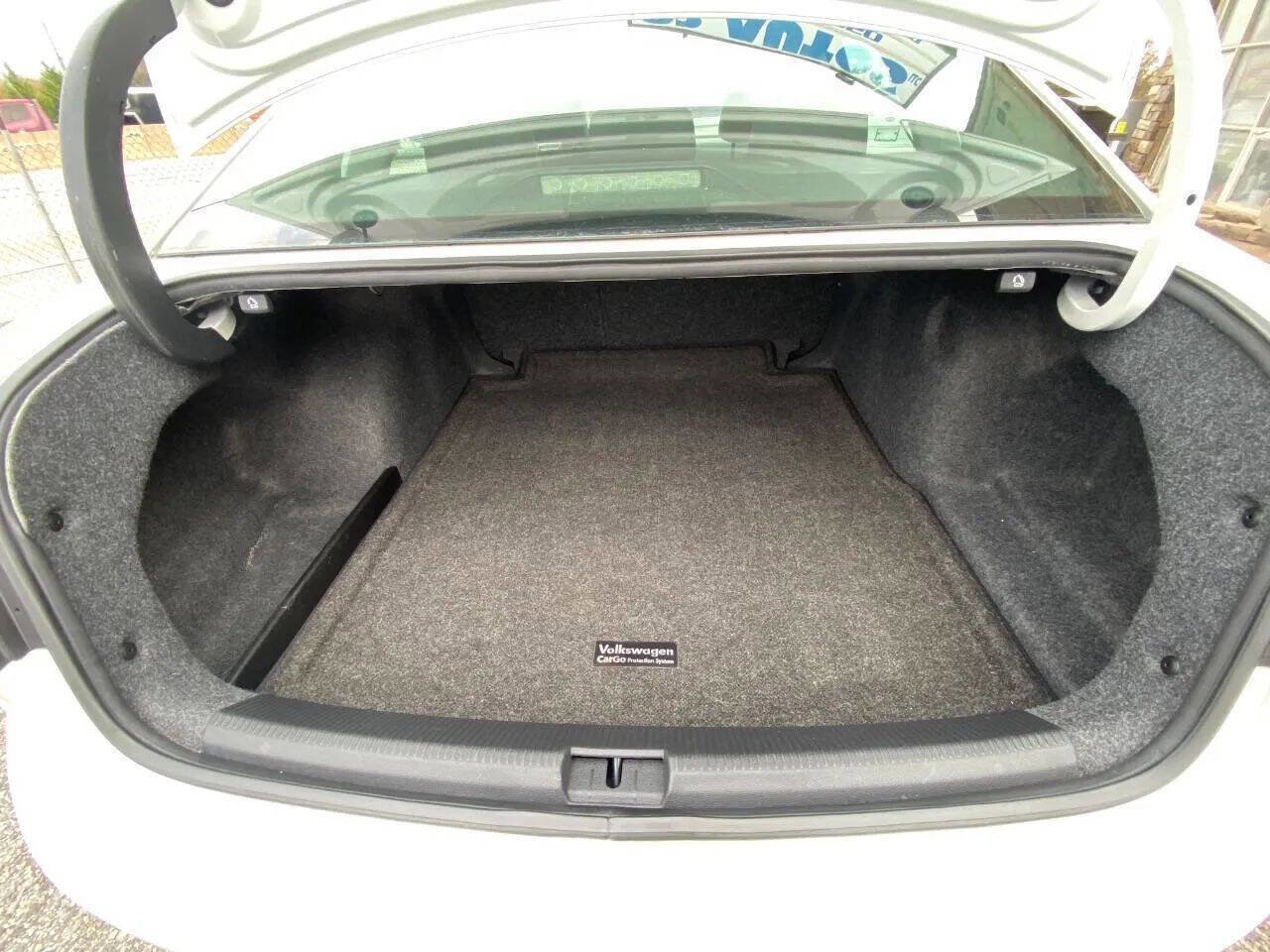 Used 2012 Volkswagen Passat 2.5 SE FWD image 16