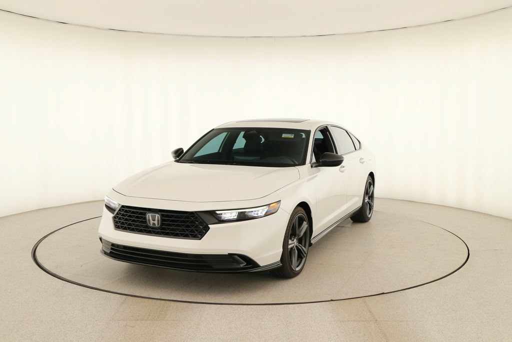 Used 2024 Honda Accord Sport image 12