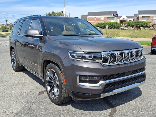 Used 2022 Jeep Grand Wagoneer Series III image 39