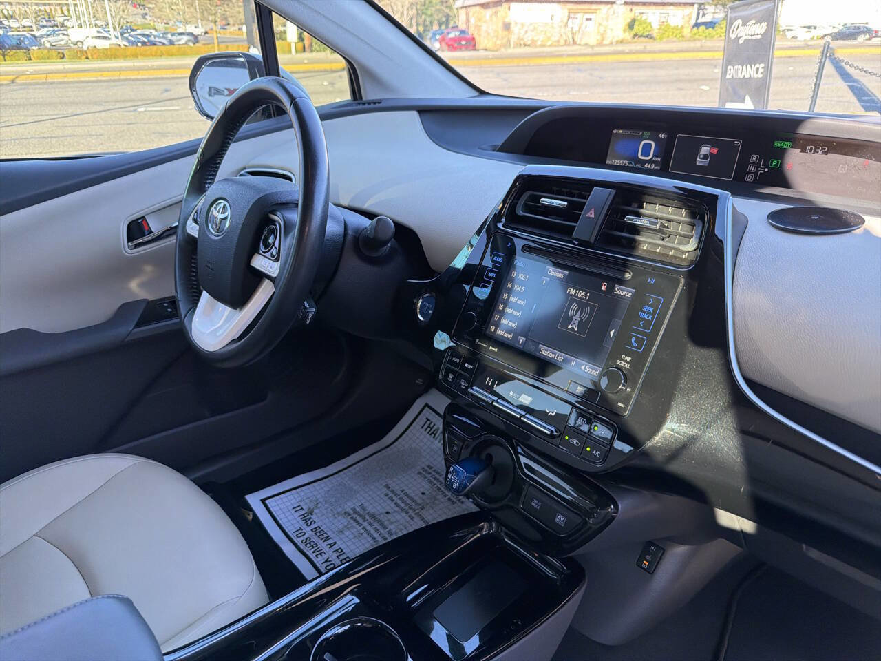 Used 2017 Toyota Prius Four Touring image 19