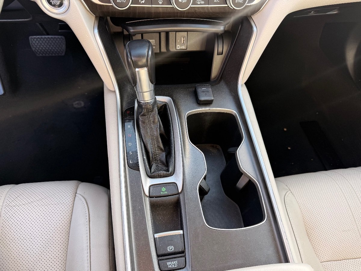 Used 2018 Honda Accord EX-L image 11