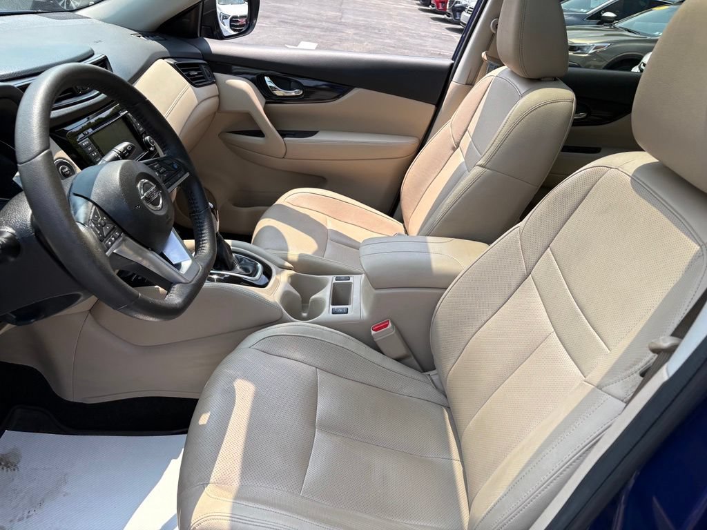 Used 2020 Nissan Rogue SL w/ Premium Package AWD/4WD image 9