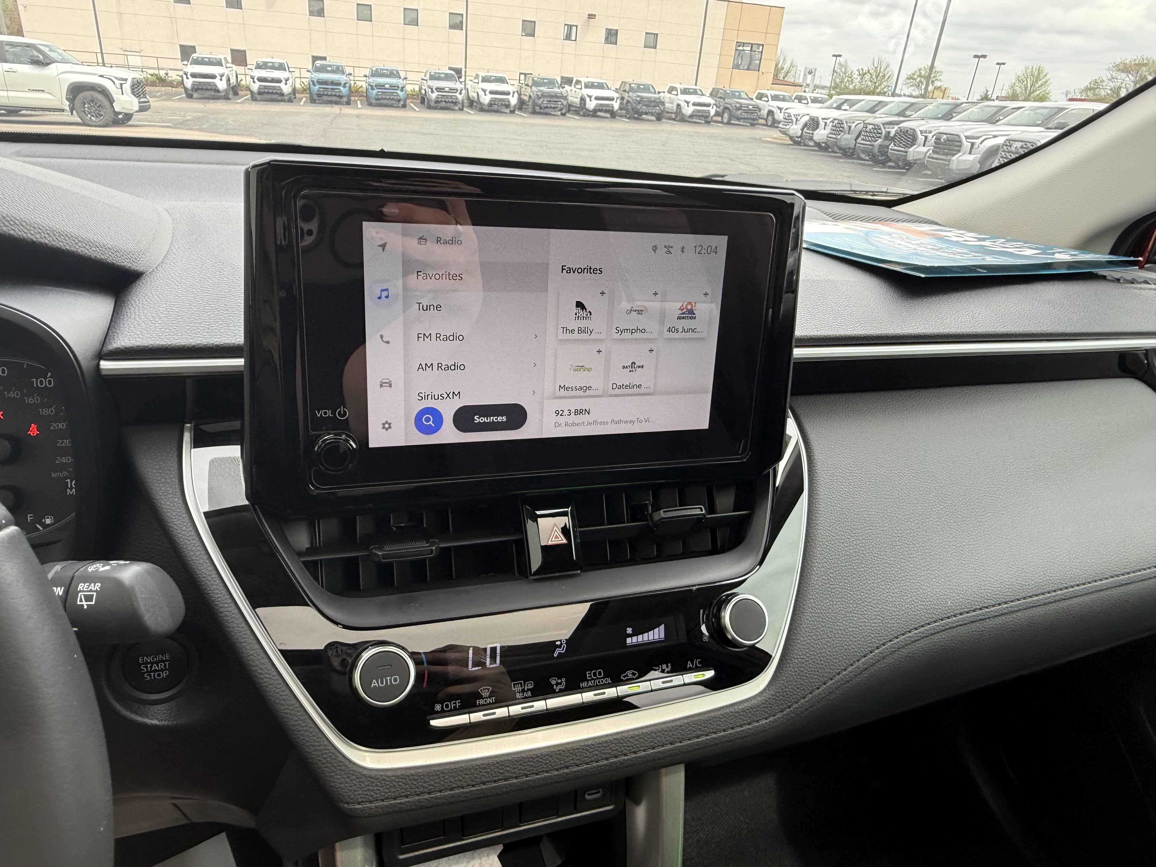 Certified 2024 Toyota Corolla Cross LE w/ Moonroof Package FWD image 7