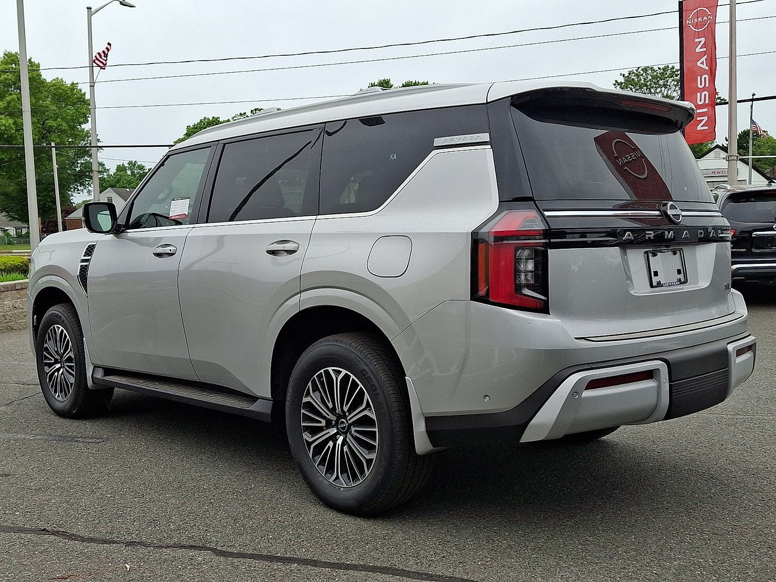New 2026 Nissan Armada SL w/ Captain's Chari Seat Package AWD/4WD image 3