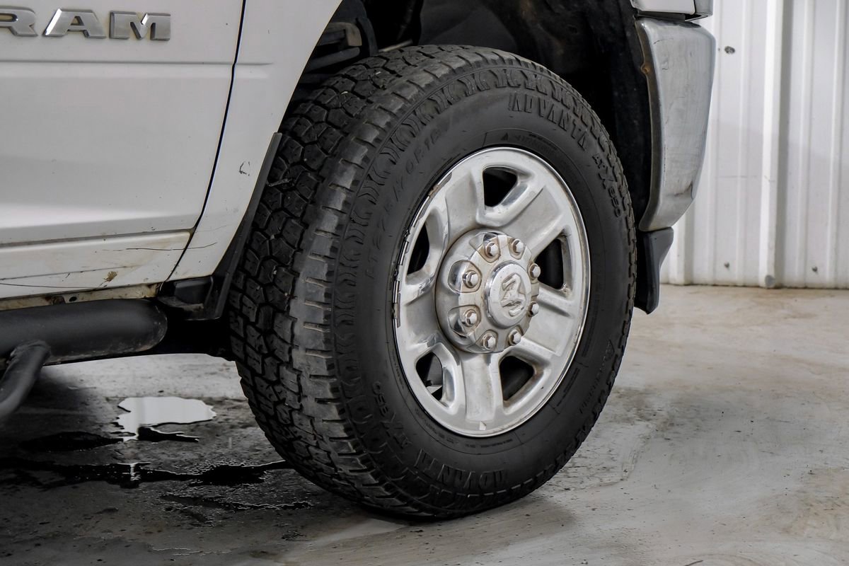 Used 2020 RAM 2500 Tradesman w/ Chrome Appearance Group image 61
