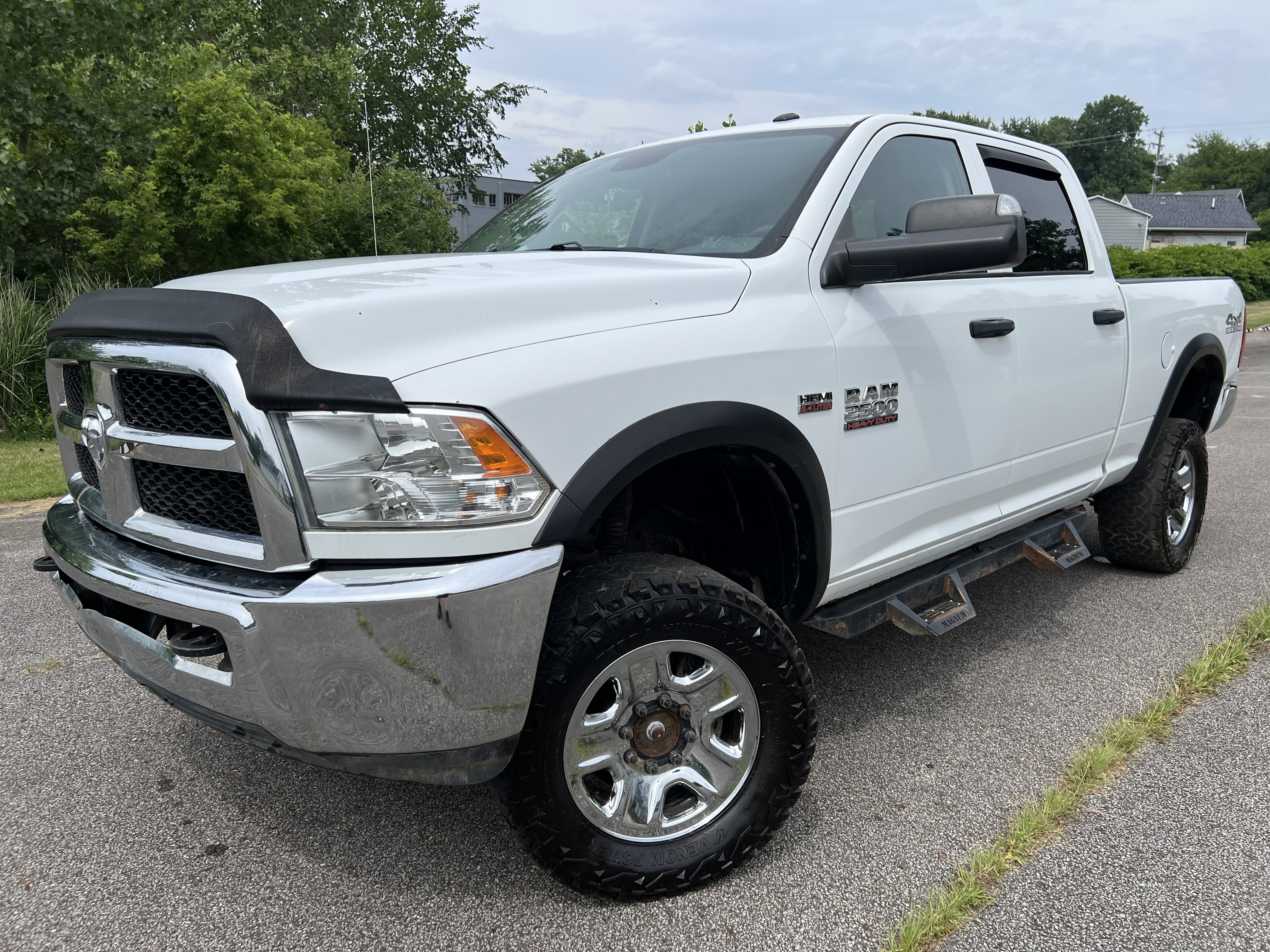 Used 2018 RAM 2500 Tradesman w/ Chrome Appearance Group AWD/4WD image 1