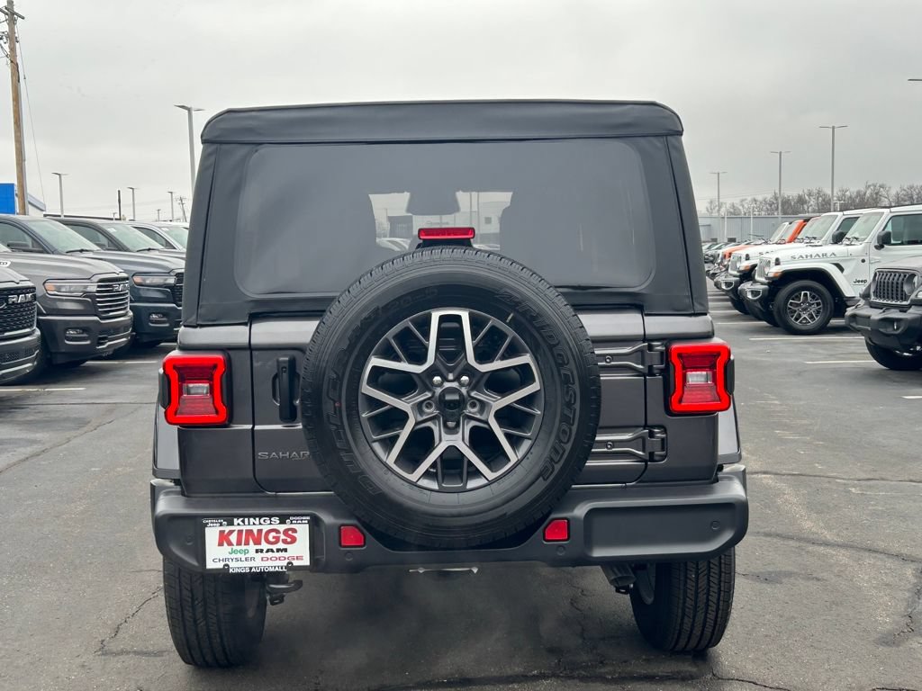 New 2026 Jeep Wrangler Unlimited Sahara AWD/4WD image 29