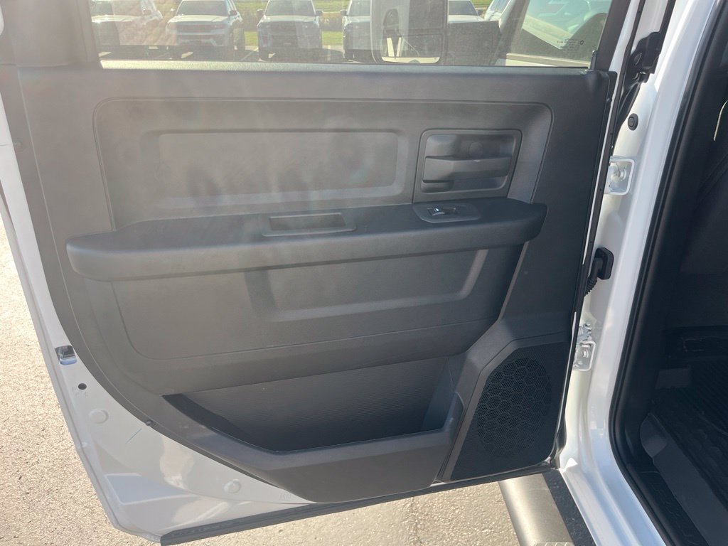 New 2026 RAM 3500 Tradesman AWD/4WD image 23