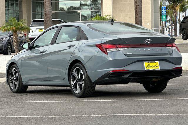 Certified 2023 Hyundai Elantra SEL w/ Convenience Package FWD image 6