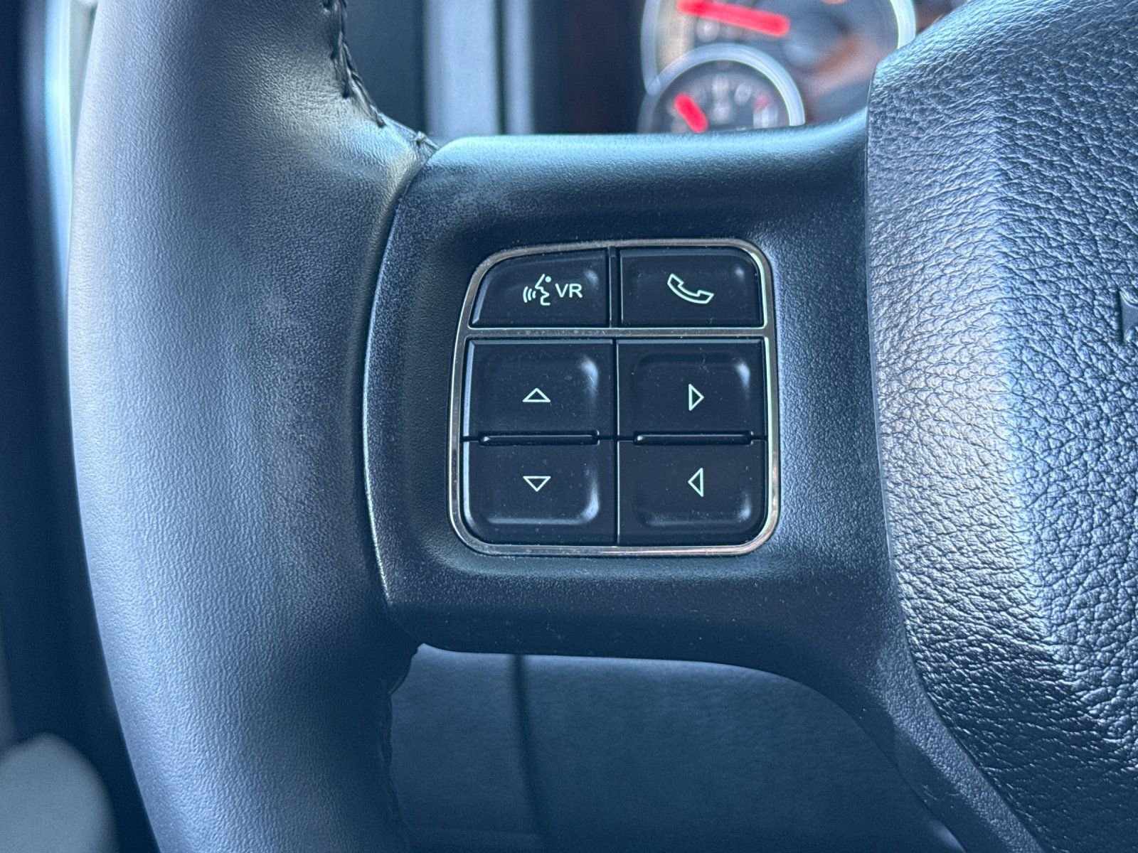 Used 2015 RAM 1500 Outdoorsman image 25