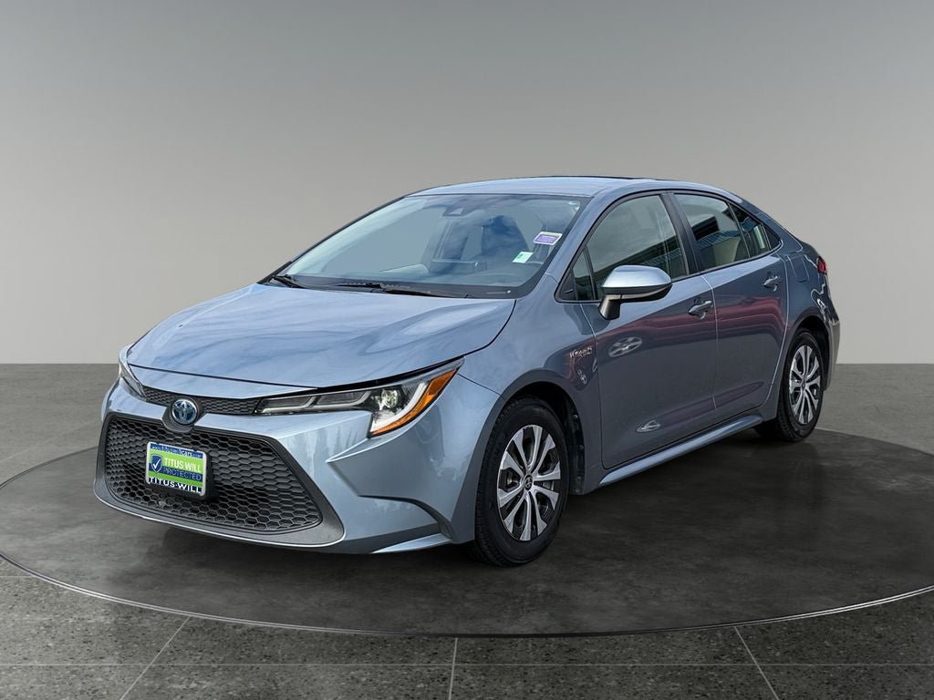 Used 2021 Toyota Corolla LE FWD image 3