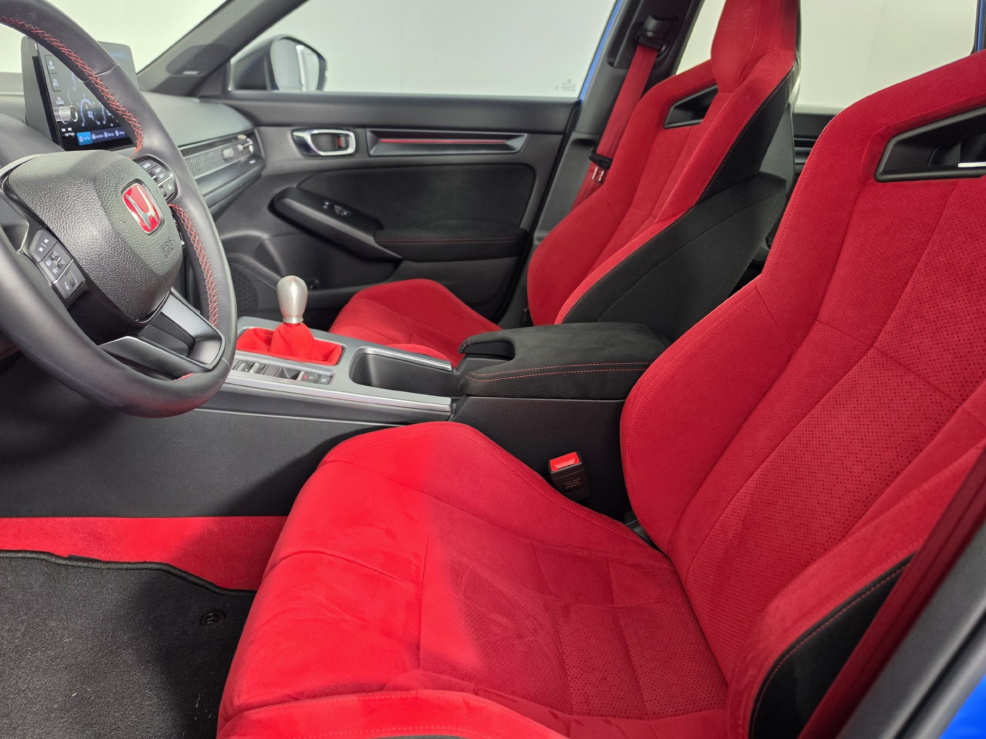 Used 2025 Honda Civic Type R image 3