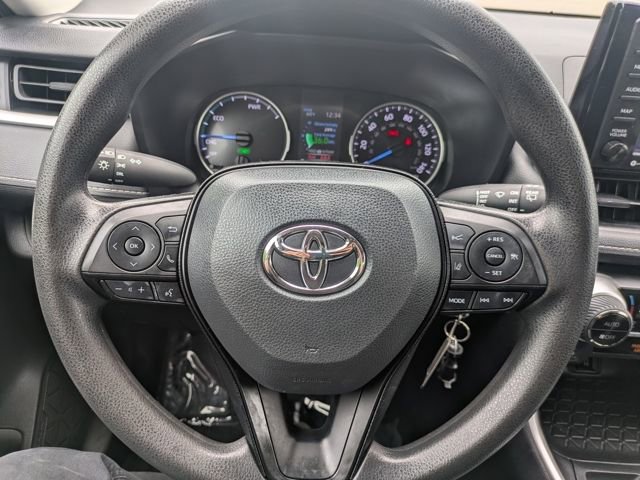 Used 2022 Toyota RAV4 LE AWD/4WD image 17
