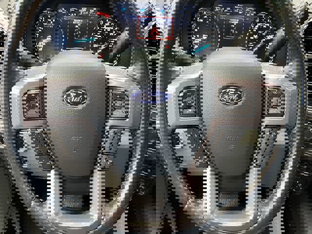 Used 2022 Ford F350 Limited image 17