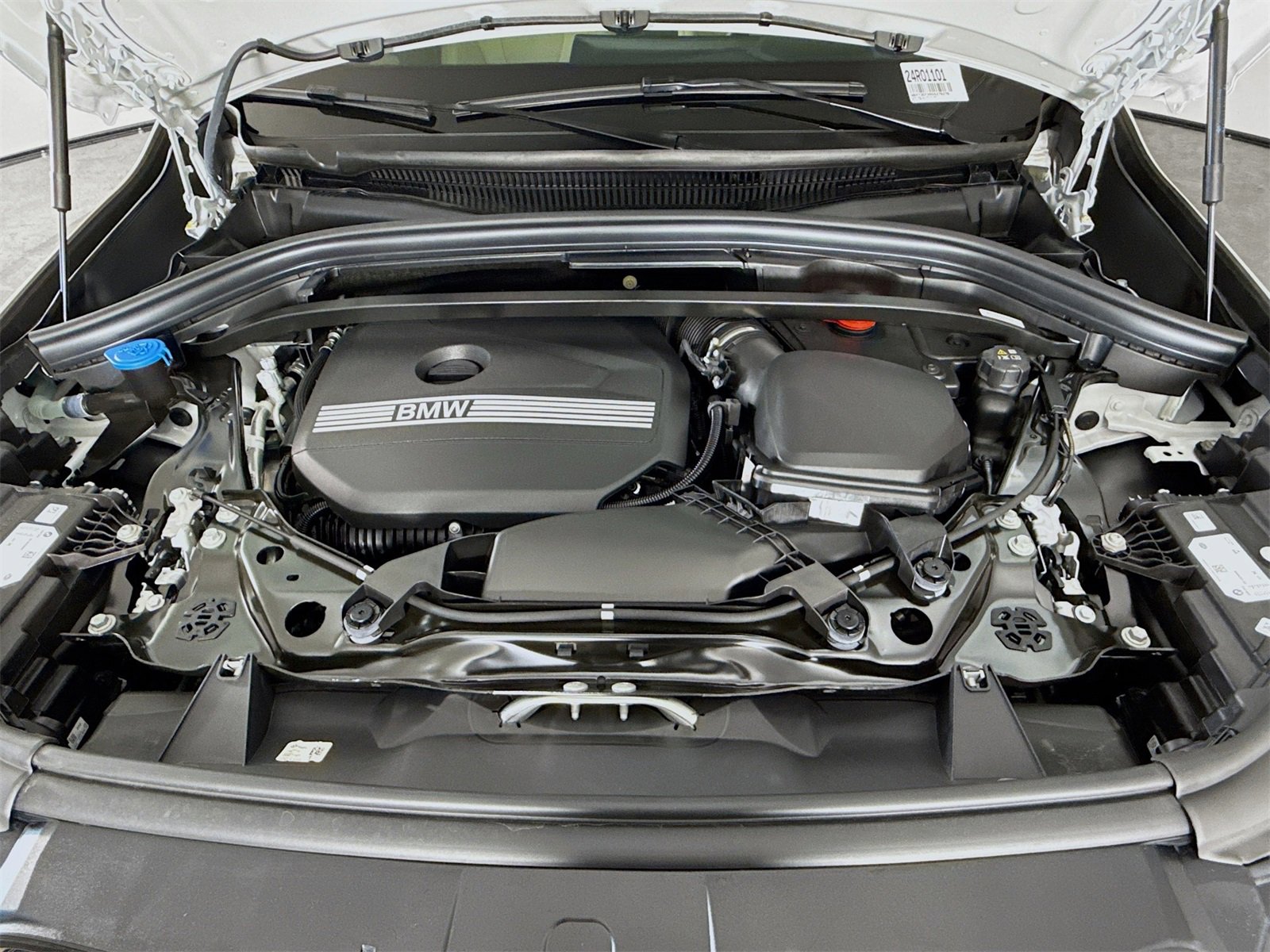 Used 2025 BMW X1 xDrive28i w/ Technology Package image 31