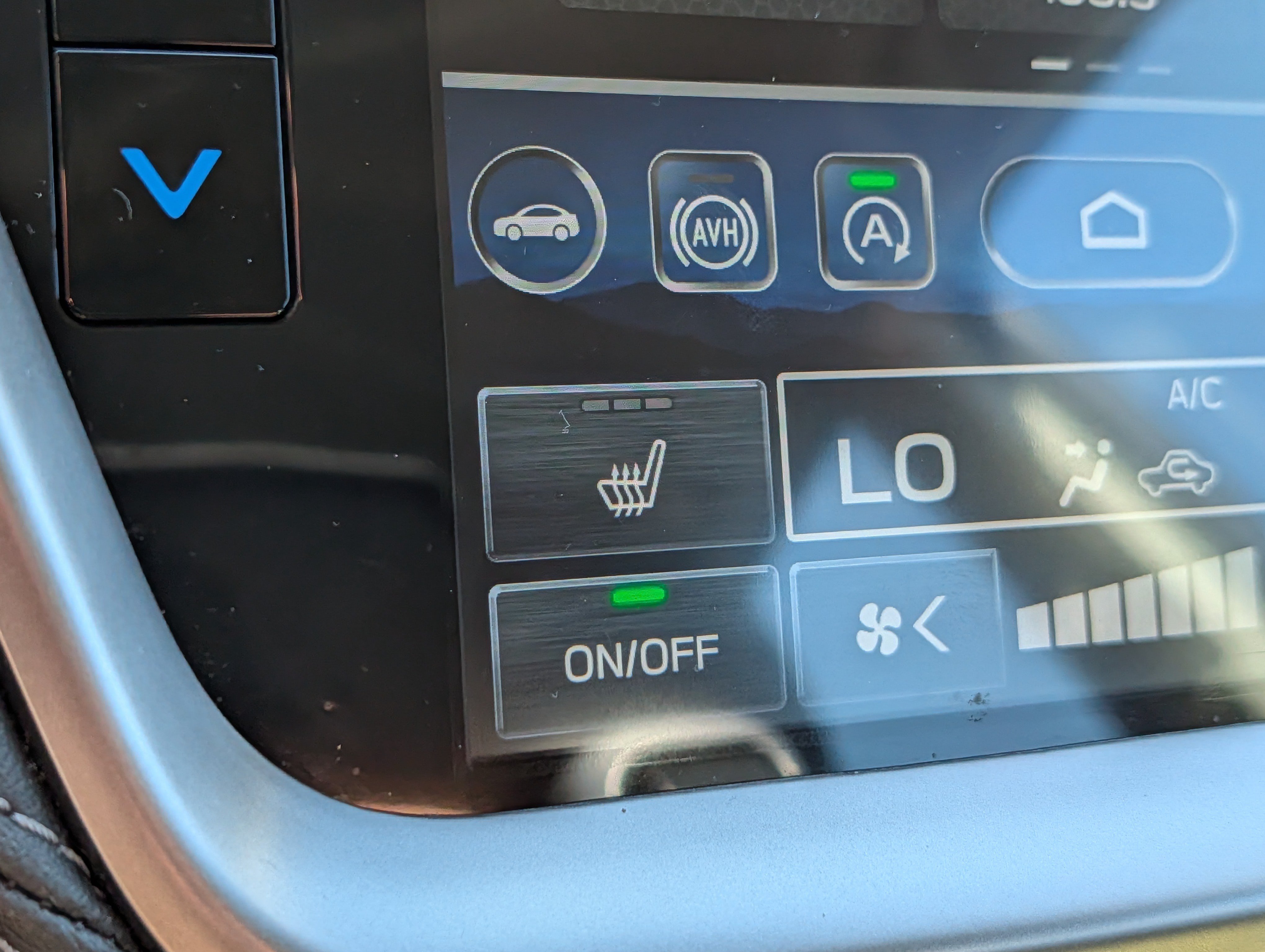 Certified 2025 Subaru Legacy Premium AWD/4WD image 28