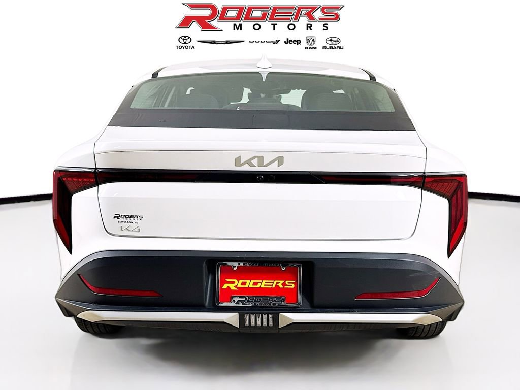 Used 2025 Kia K4 LXS image 7