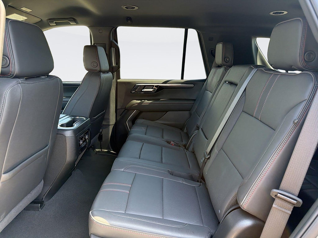 Used 2026 Chevrolet Tahoe RST RWD image 23