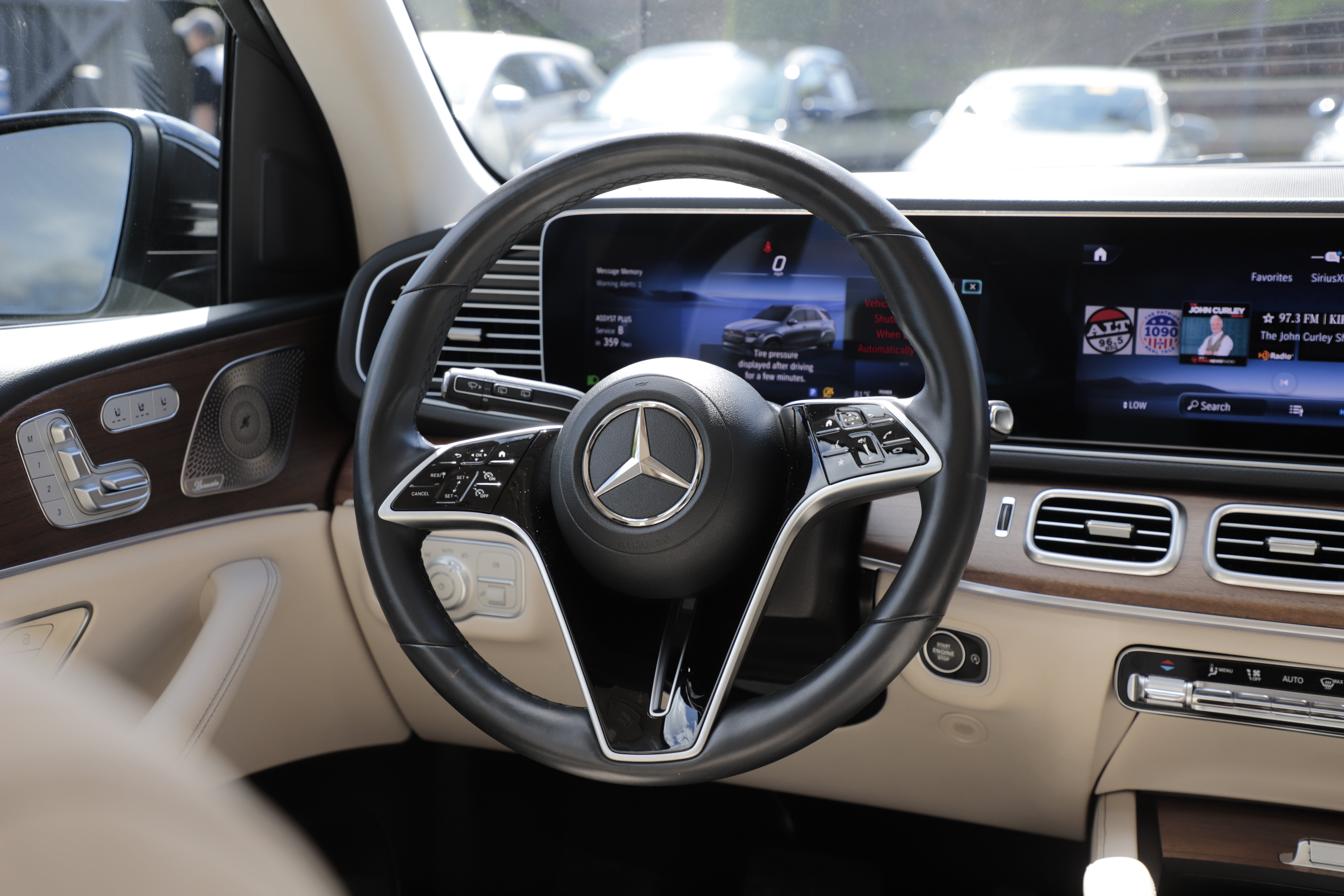 Used 2024 Mercedes-Benz GLE 350 4MATIC image 19