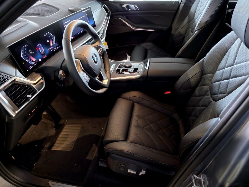 New 2026 BMW X5 xDrive40i w/ Premium Package AWD/4WD image 7