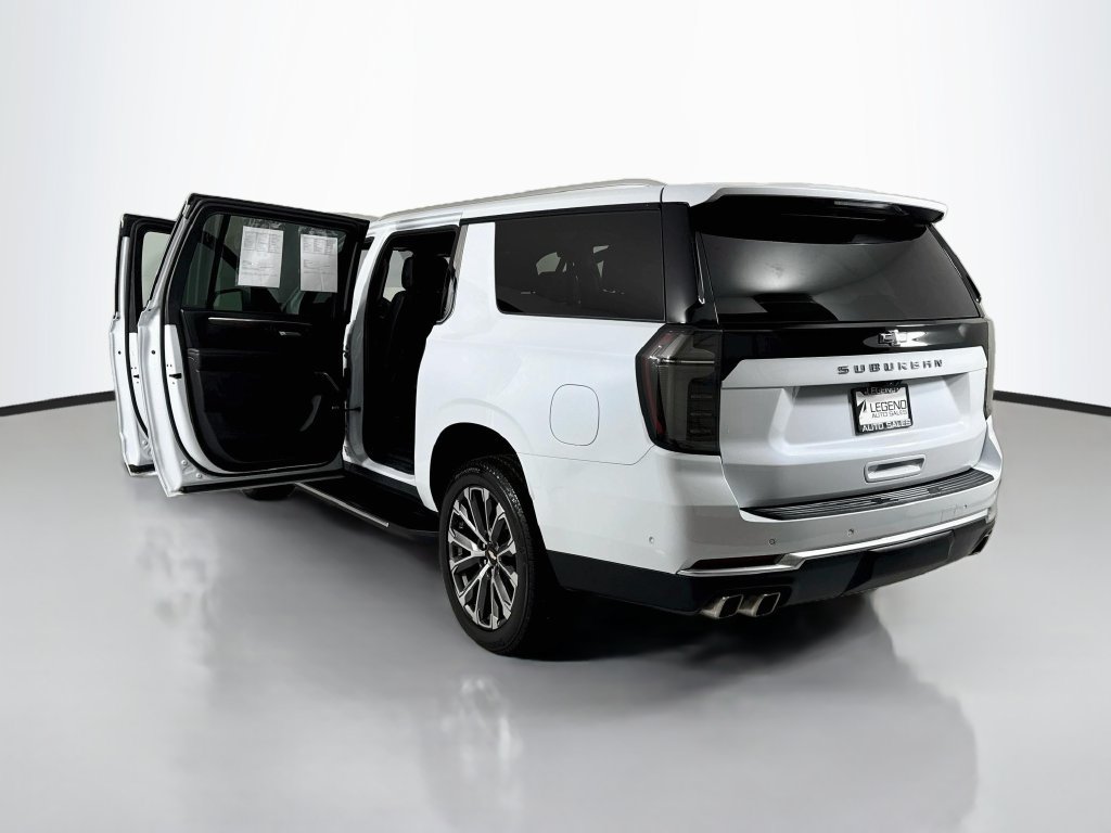 Used 2026 Chevrolet Suburban High Country w/ Sun And Tow Package AWD/4WD image 31