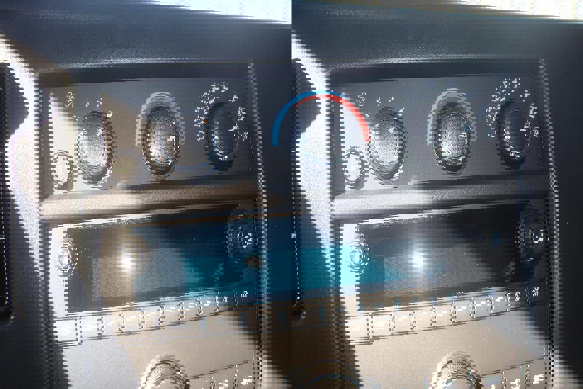 New 2025 GMC Savana 2500 w/ Driver Convenience Package RWD image 13