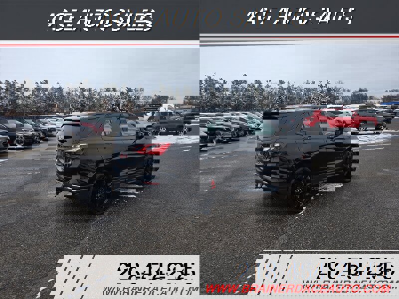 Used 2019 Chevrolet Equinox LT image 3