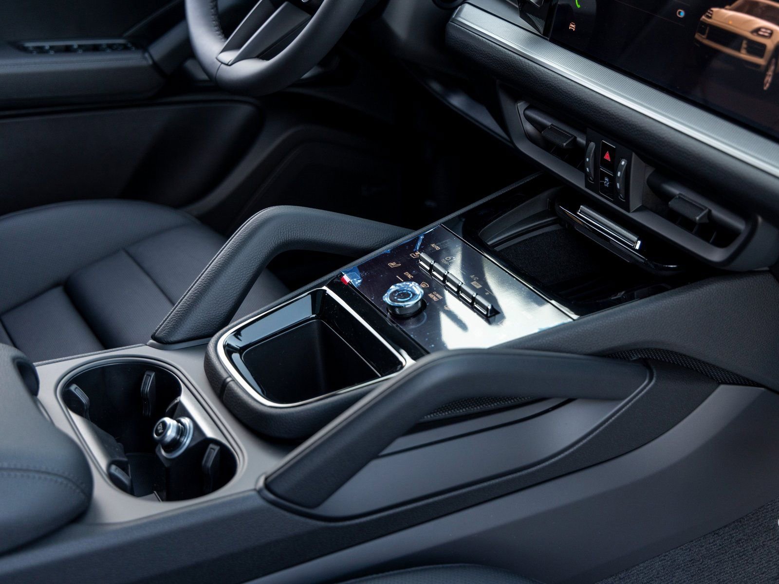 New 2026 Porsche Cayenne image 52