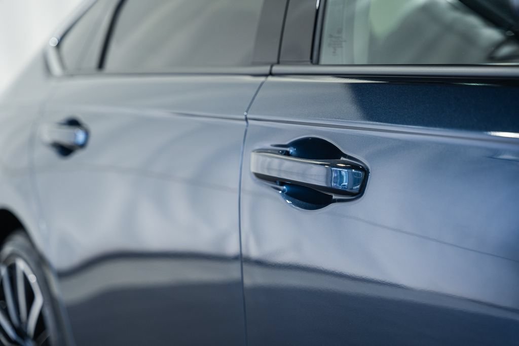 Used 2025 Honda Accord Touring image 14