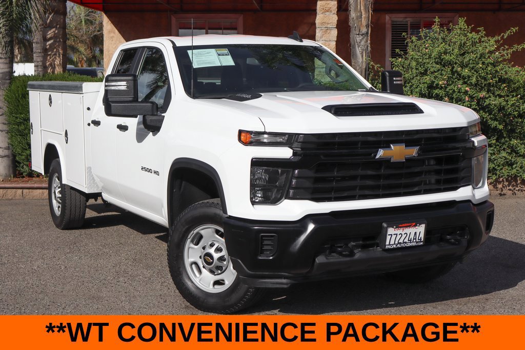 Used 2024 Chevrolet Silverado 2500 W/T w/ WT Convenience Package AWD/4WD image 2
