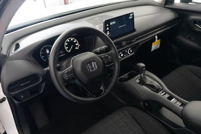 New 2027 Honda HR-V LX image 3