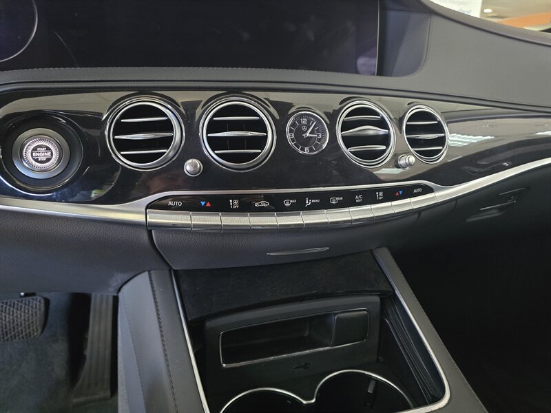 Used 2020 Mercedes-Benz S 560 4MATIC Sedan image 22
