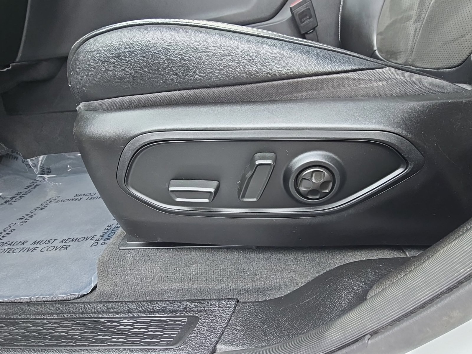 Used 2023 Jeep Grand Cherokee Altitude AWD/4WD image 11