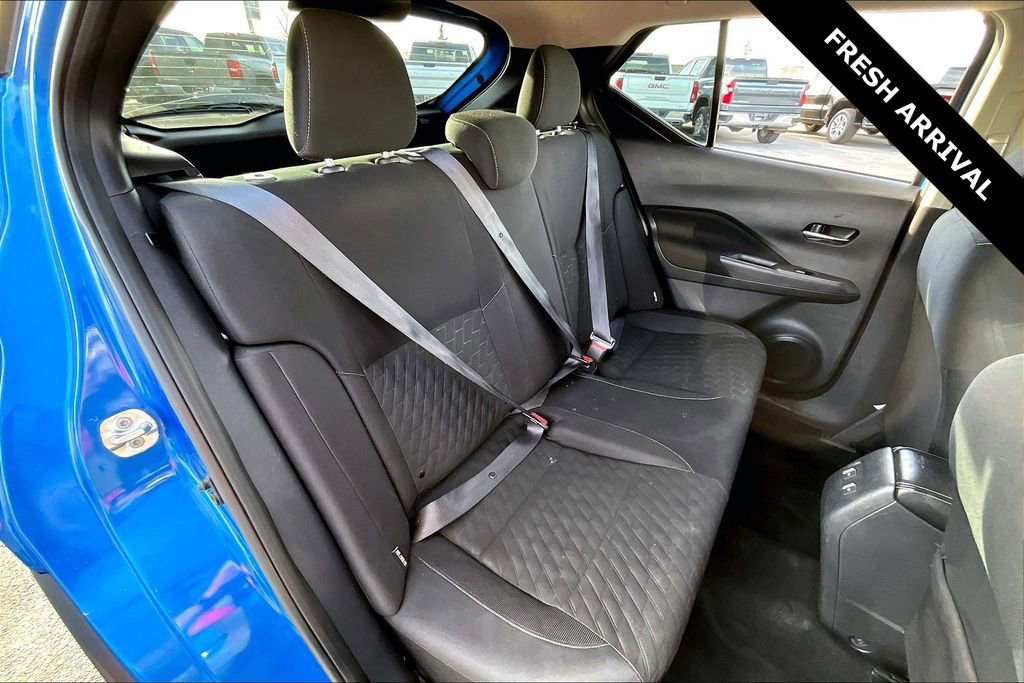 Used 2023 Nissan Kicks SV image 24