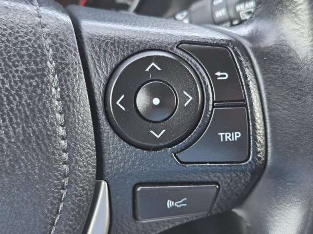 Used 2018 Toyota RAV4 SE w/ Power Extra Value Package FWD image 19